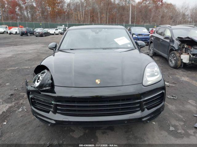 Porsche Cayenne Image 11