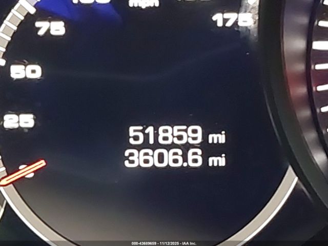 Porsche Cayenne Image 5