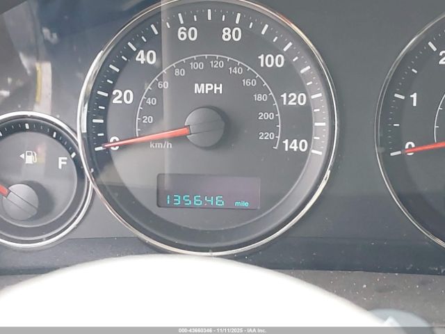 Jeep Grand Cherokee Limited Image 8