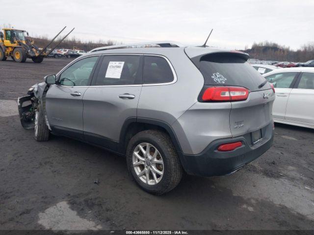 Jeep Cherokee Latitude Image 3