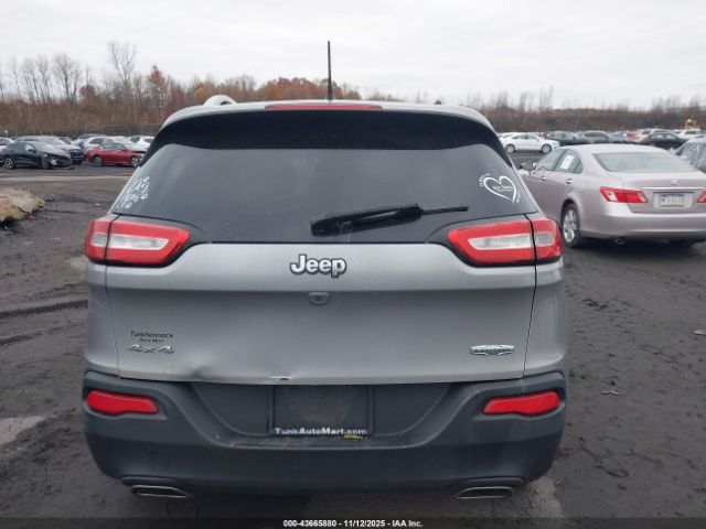 Jeep Cherokee Latitude Image 13