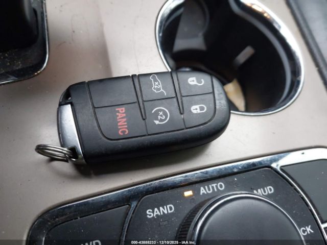 Jeep Grand Cherokee Limited Image 14