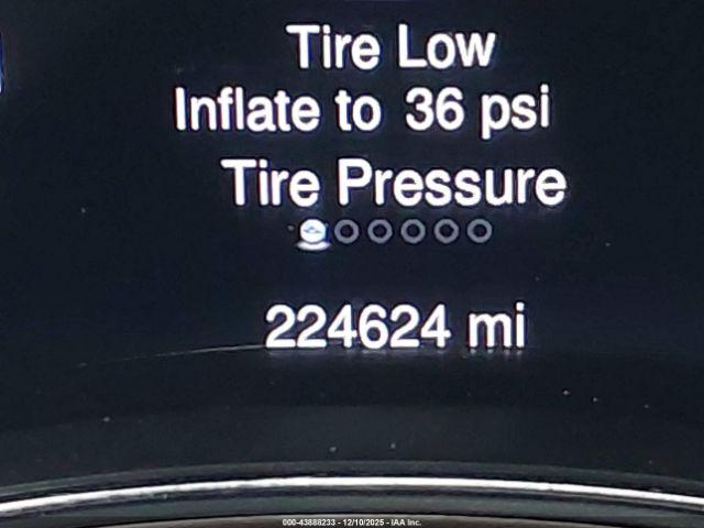 Jeep Grand Cherokee Limited Image 2