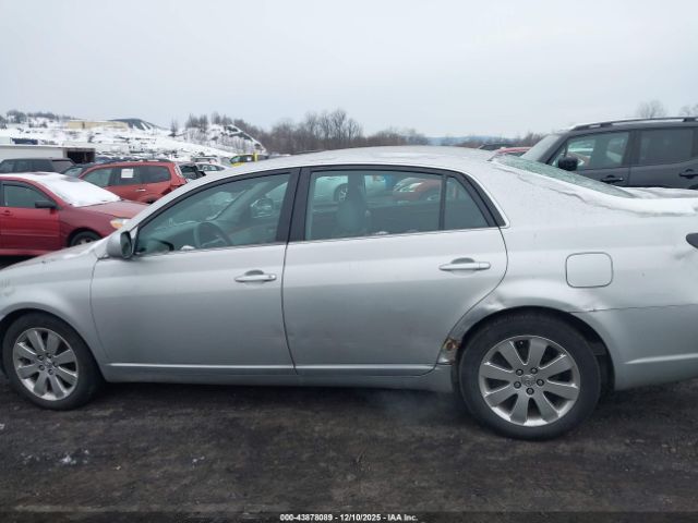 Toyota Avalon Xls Image 4