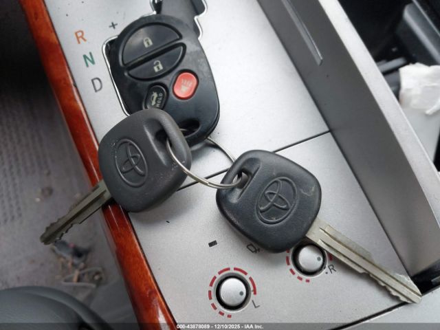 Toyota Avalon Xls Image 7