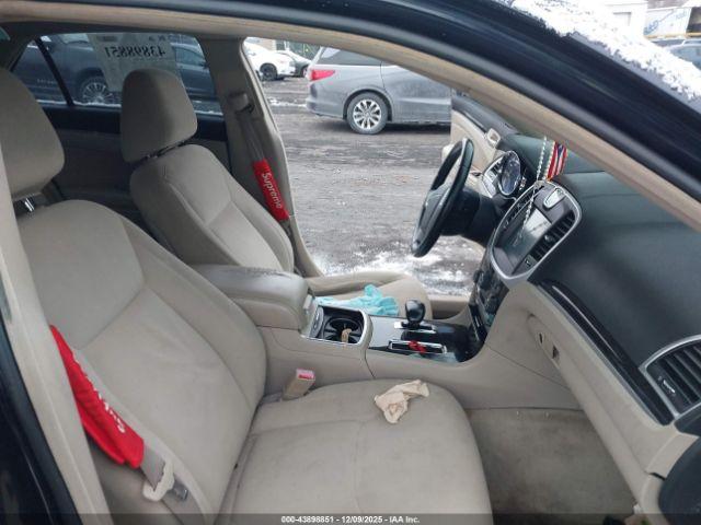 Chrysler 300 Image 8