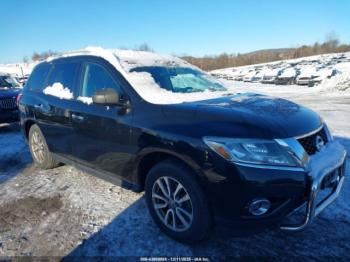  Salvage Nissan Pathfinder