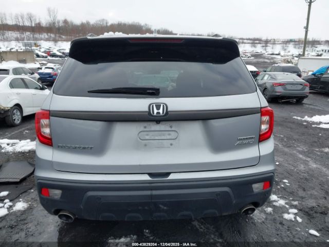 Honda Passport Touring Image 4