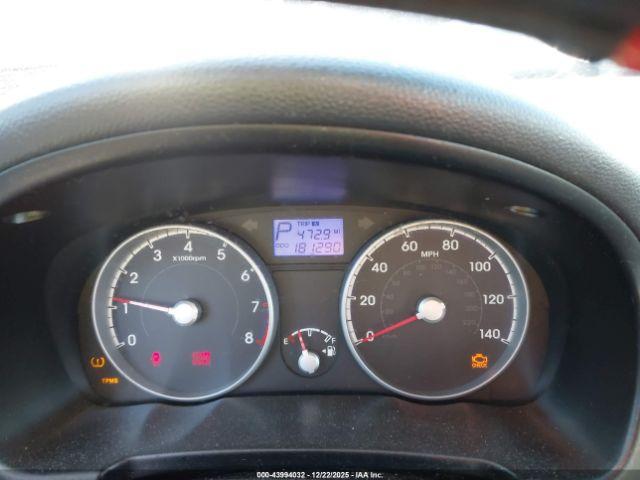 Hyundai ACCENT Gls Image 4