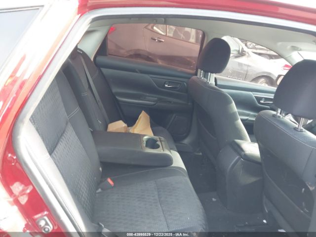 Nissan Altima 2.5 S Image 2