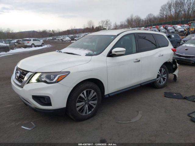Nissan Pathfinder Sv Image 13