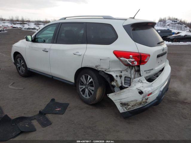 Nissan Pathfinder Sv Image 4