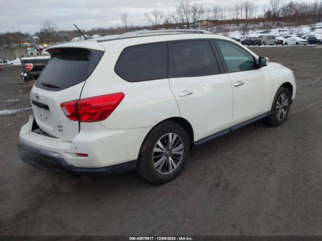 Nissan Pathfinder Sv Image 16