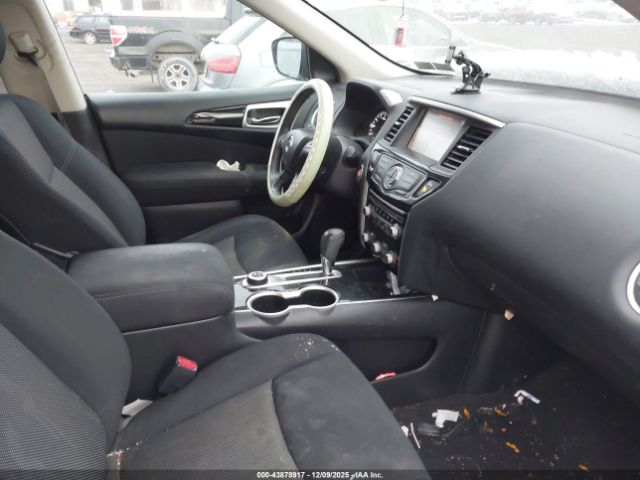 Nissan Pathfinder Sv Image 3