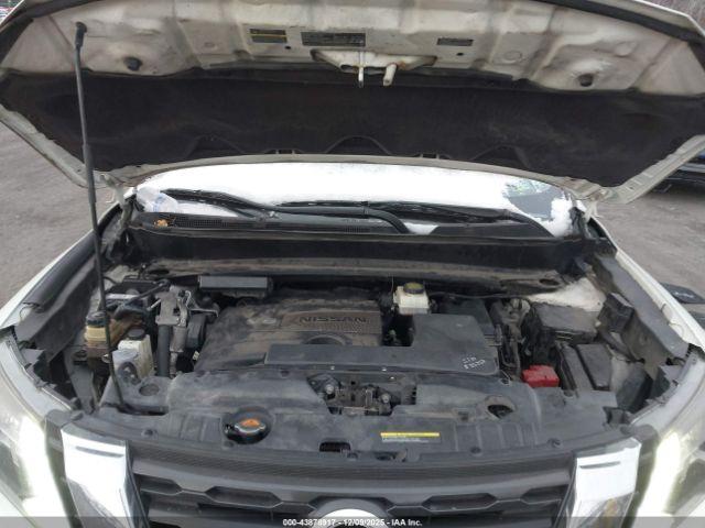 Nissan Pathfinder Sv Image 9