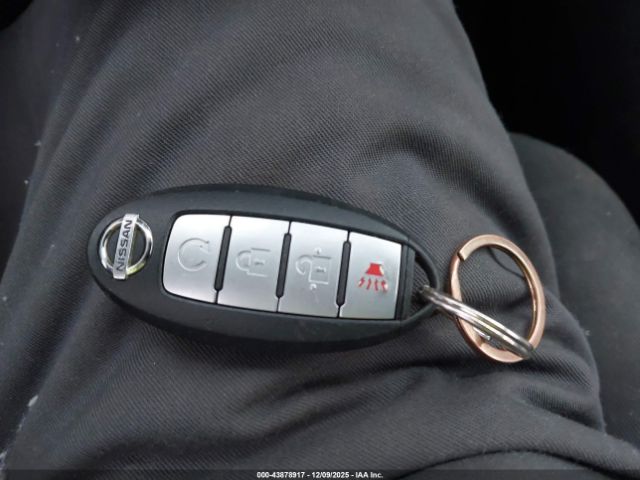 Nissan Pathfinder Sv Image 10