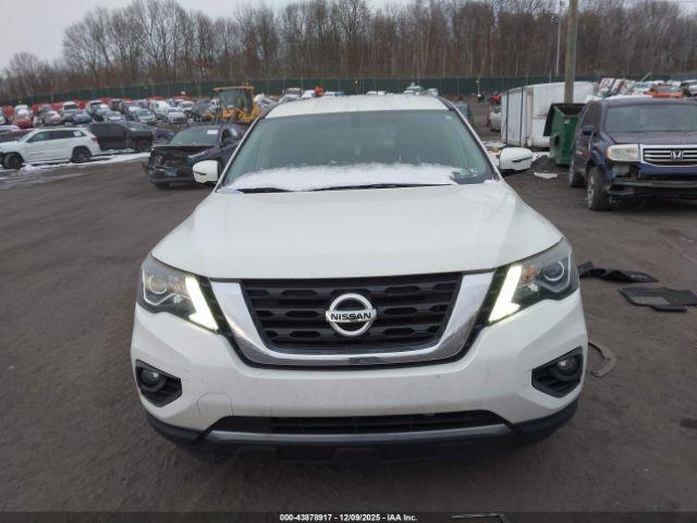 Nissan Pathfinder Sv Image 7