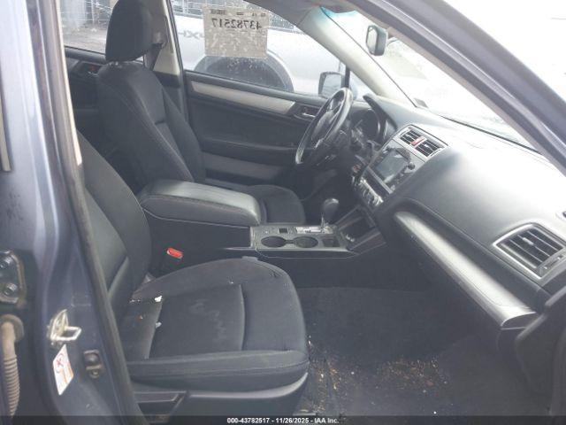 Subaru Legacy 2.5i Premium Image 3