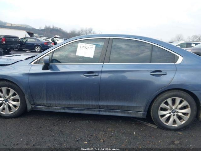 Subaru Legacy 2.5i Premium Image 10