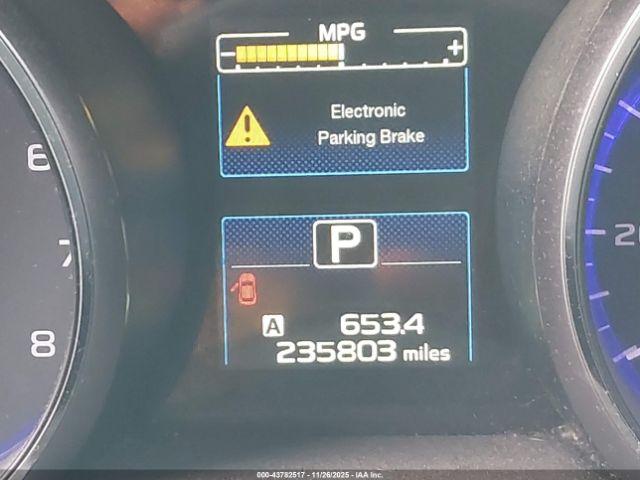 Subaru Legacy 2.5i Premium Image 12