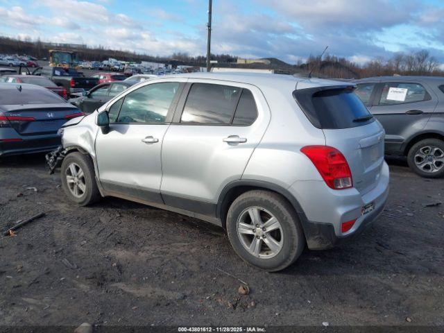 Chevrolet Trax Fwd Ls Image 12