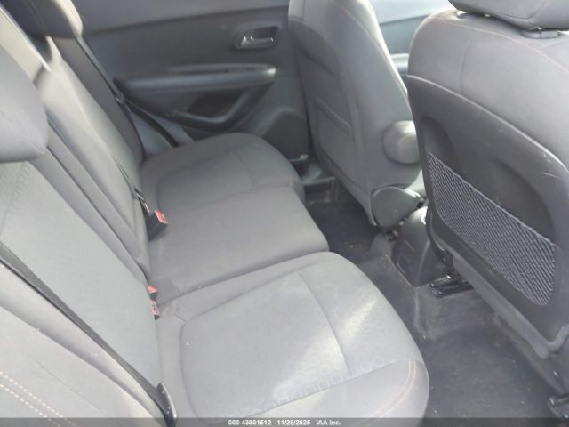 Chevrolet Trax Fwd Ls Image 9