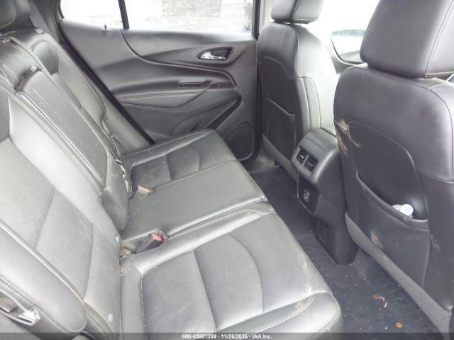 Chevrolet Equinox Awd Premier Image 6