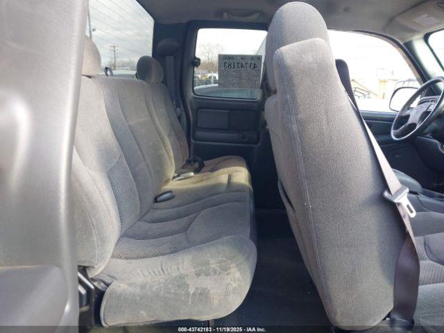 Chevrolet Silverado 1500 Z71 Image 4