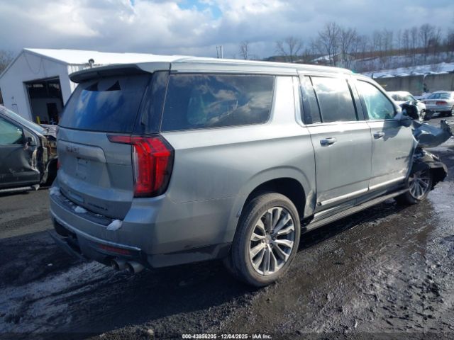 GMC Yukon 4wd Denali Image 13