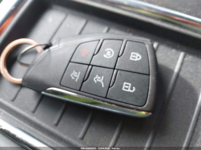 GMC Yukon 4wd Denali Image 2