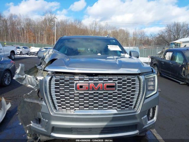 GMC Yukon 4wd Denali Image 14