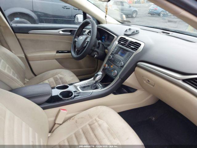 Ford Fusion Se Image 5