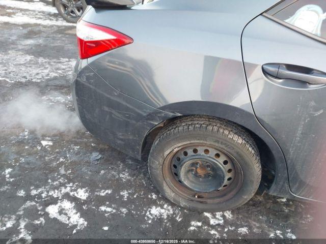 Toyota Corolla Le Image 2