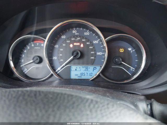 Toyota Corolla Le Image 4