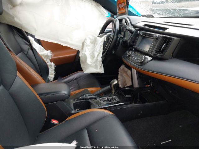 Toyota RAV4 Se Image 6