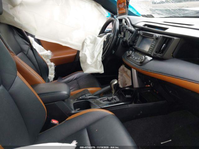 Toyota RAV4 Se Image 6