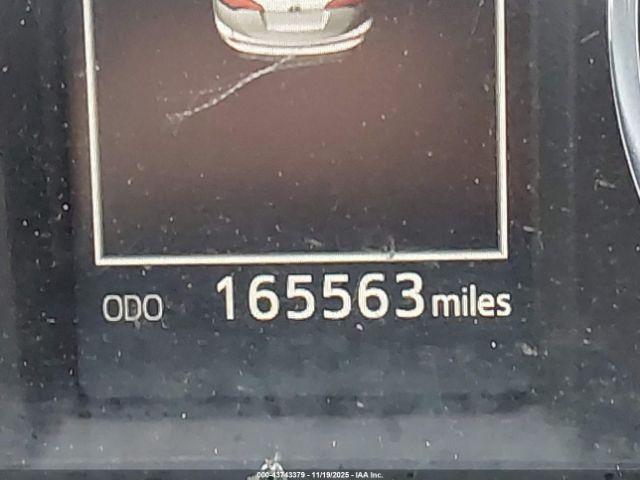 Toyota RAV4 Se Image 12