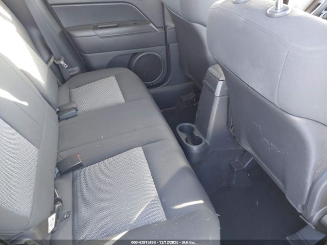 Jeep Compass Sport Image 9