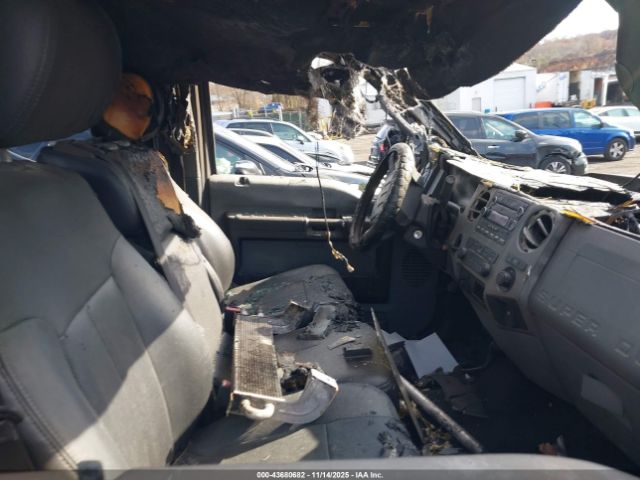 Ford F-350 Xlt Image 10