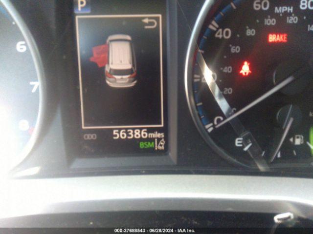 Toyota RAV4 Xle Image 5