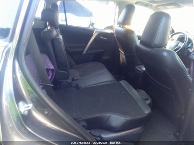 Toyota RAV4 Xle Image 7