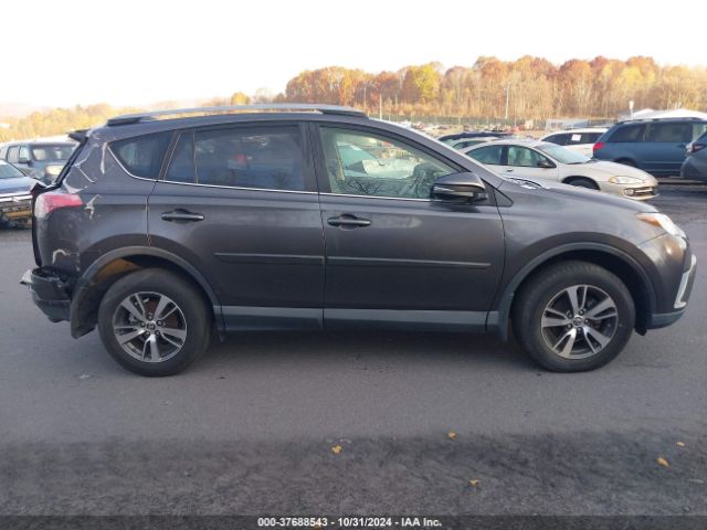 Toyota RAV4 Xle Image 10