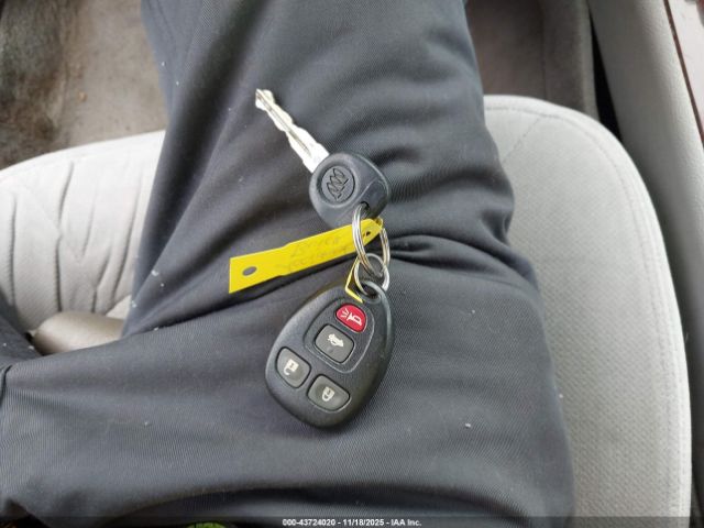 Buick Lucerne Cx Image 4