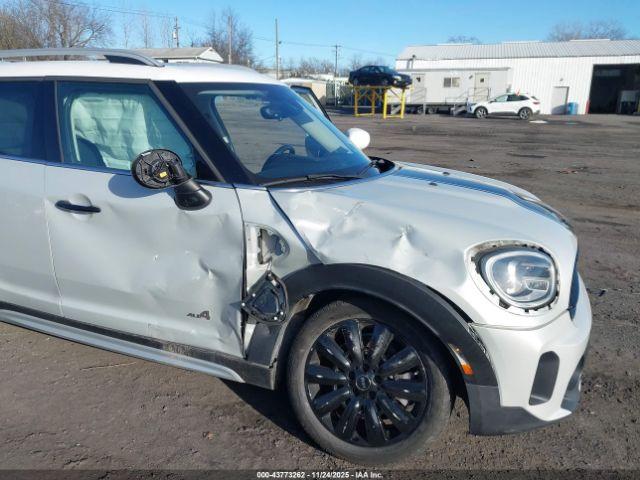 MINI Countryman Cooper S Image 8