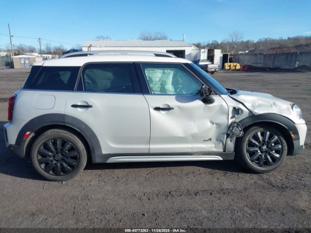 MINI Countryman Cooper S Image 12