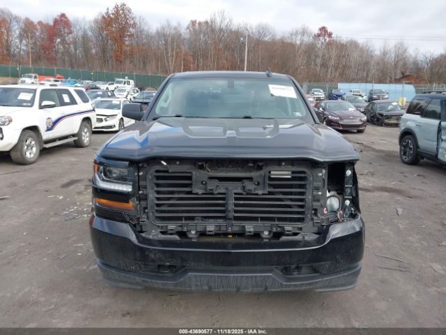 Chevrolet Silverado 1500 Silverado Custom Image 12