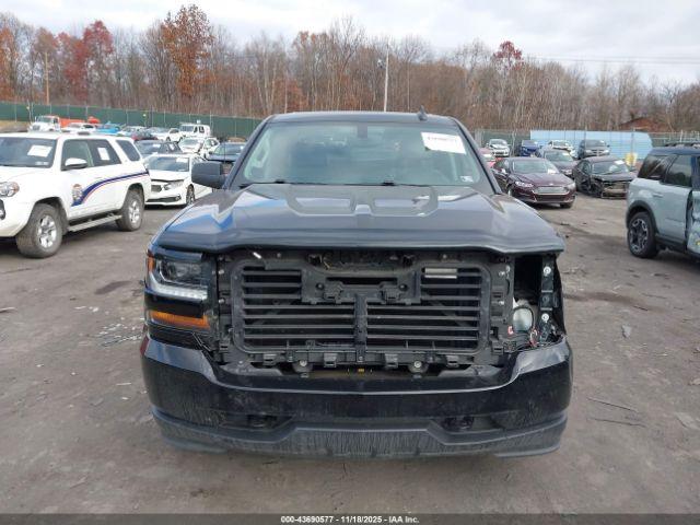 Chevrolet Silverado 1500 Silverado Custom Image 12