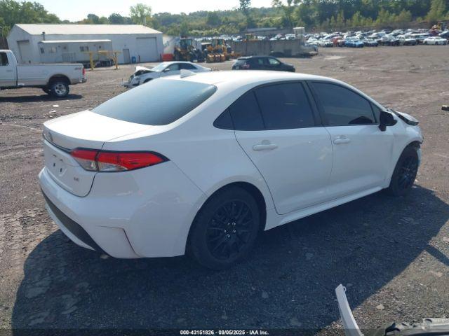 Toyota Corolla Le Image 11