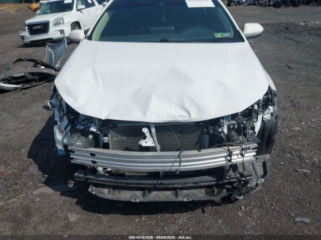 Toyota Corolla Le Image 3