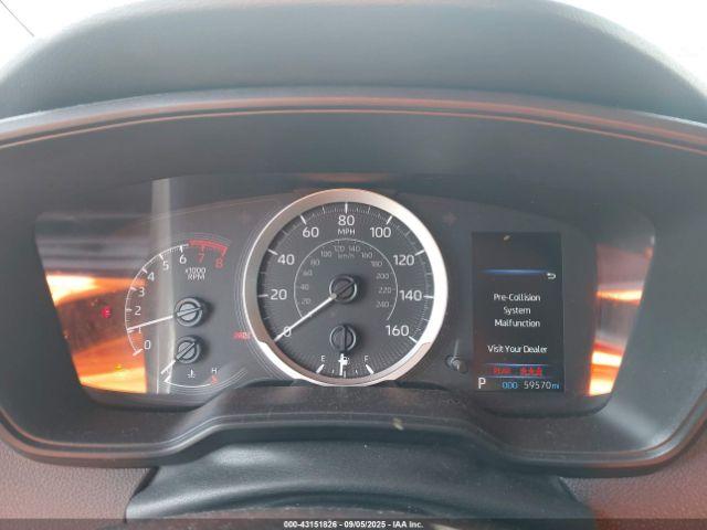 Toyota Corolla Le Image 16